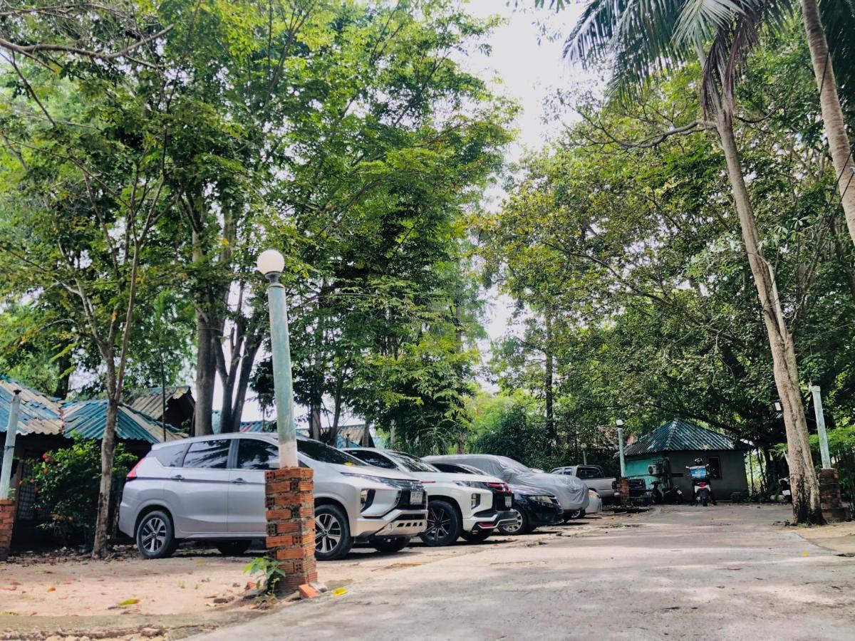 The Relax Resort Ko Pha Ngan Exterior photo