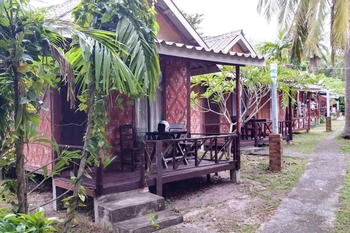 The Relax Resort Ko Pha Ngan Exterior photo